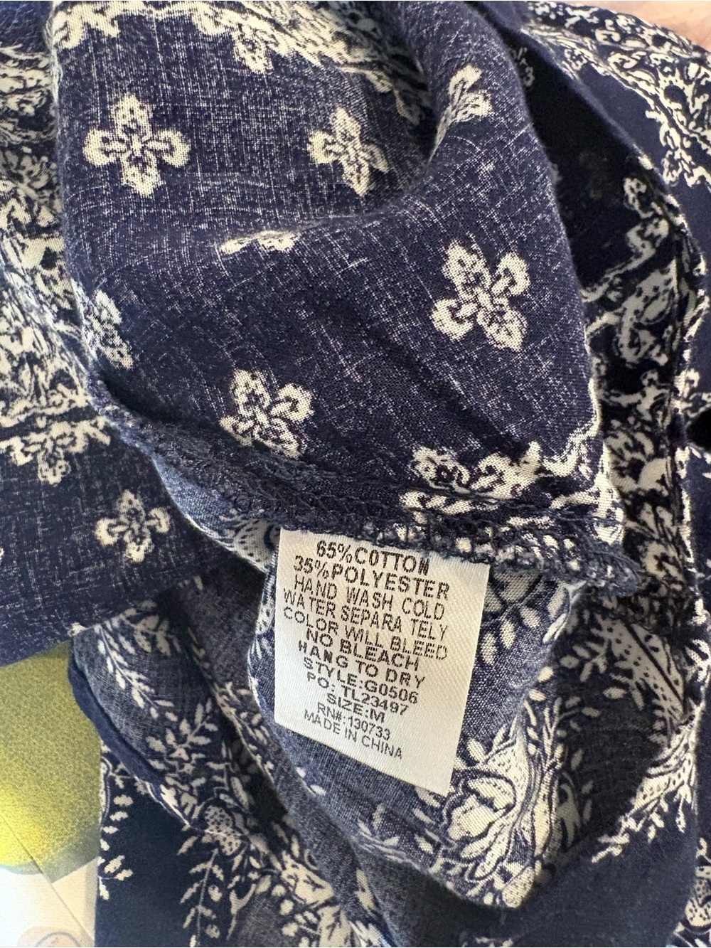 Umgee USA Medium Navy Cream Boho Paisley Ruffle Hem Tunic Blouse Western Bandana - Picture 5 of 5